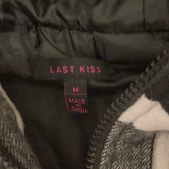 vest - Picture 2 of 2